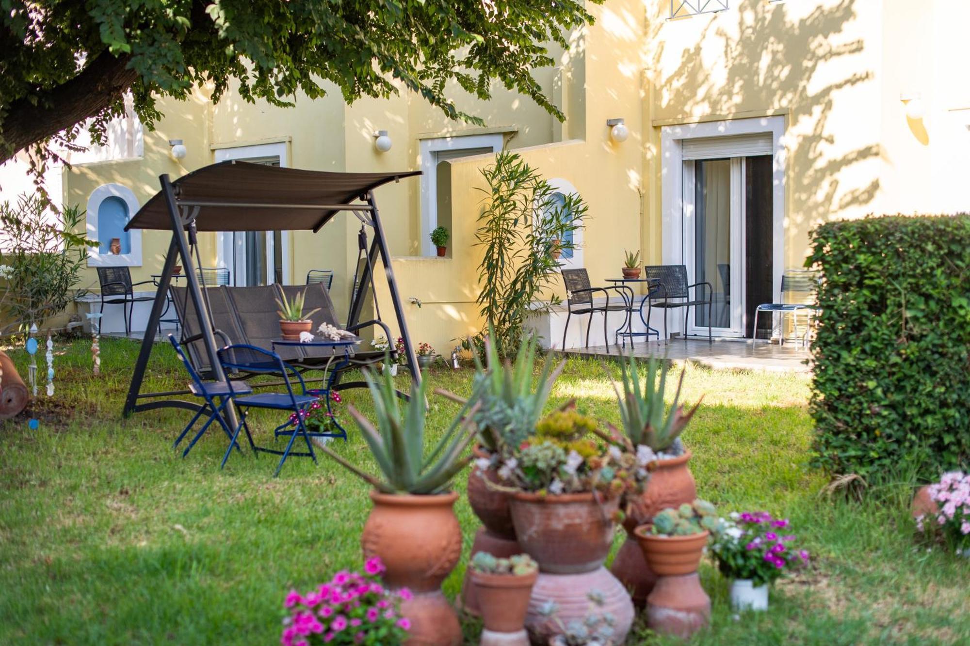 Amarylis Apartments Elaionas  エクステリア 写真