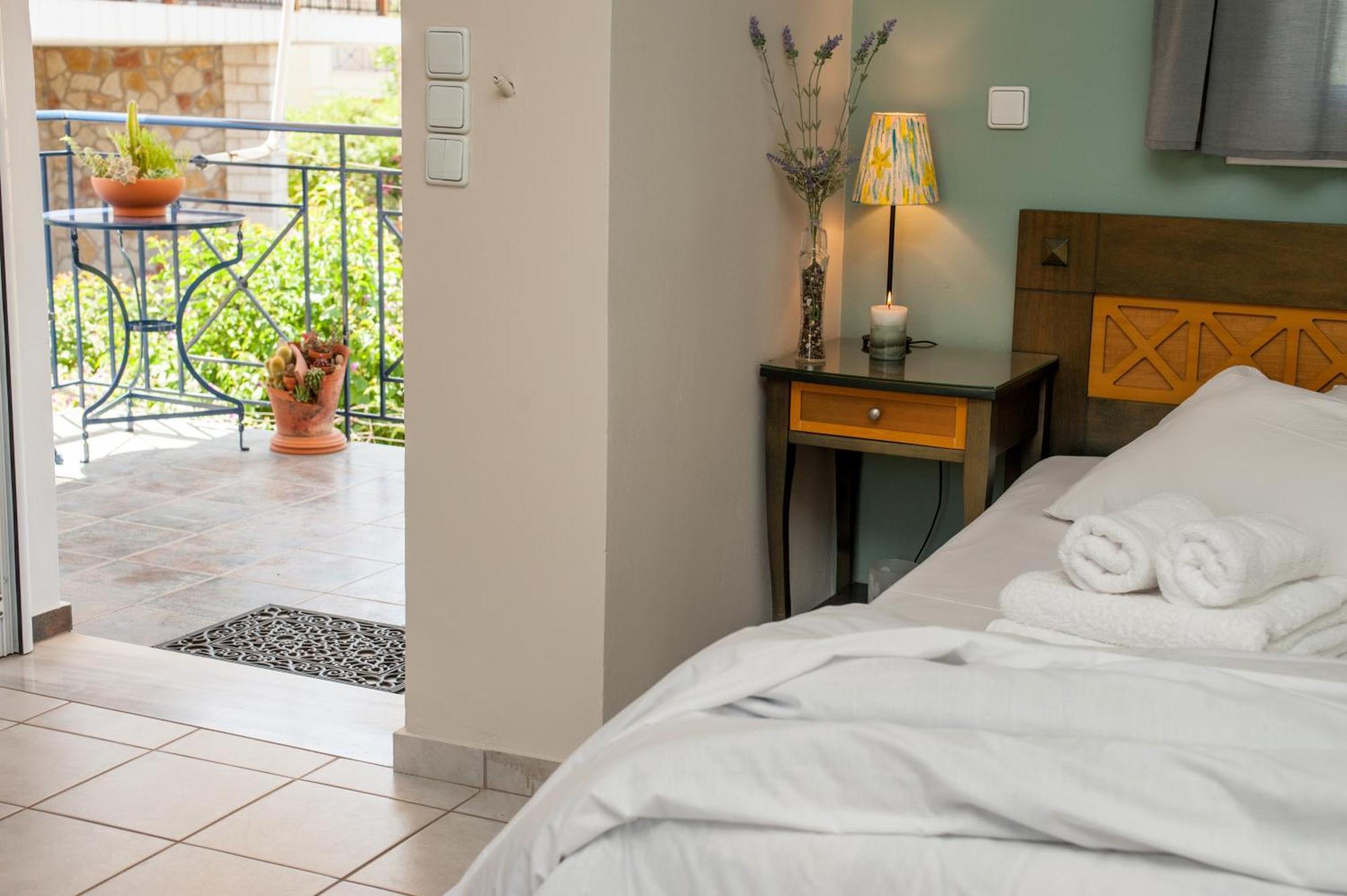 Amarylis Apartments Elaionas  エクステリア 写真