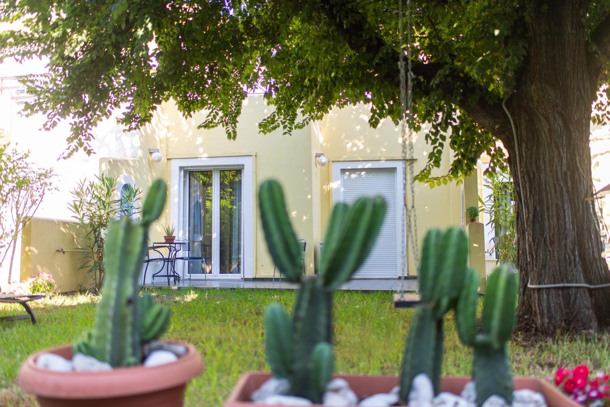 Amarylis Apartments Elaionas  エクステリア 写真